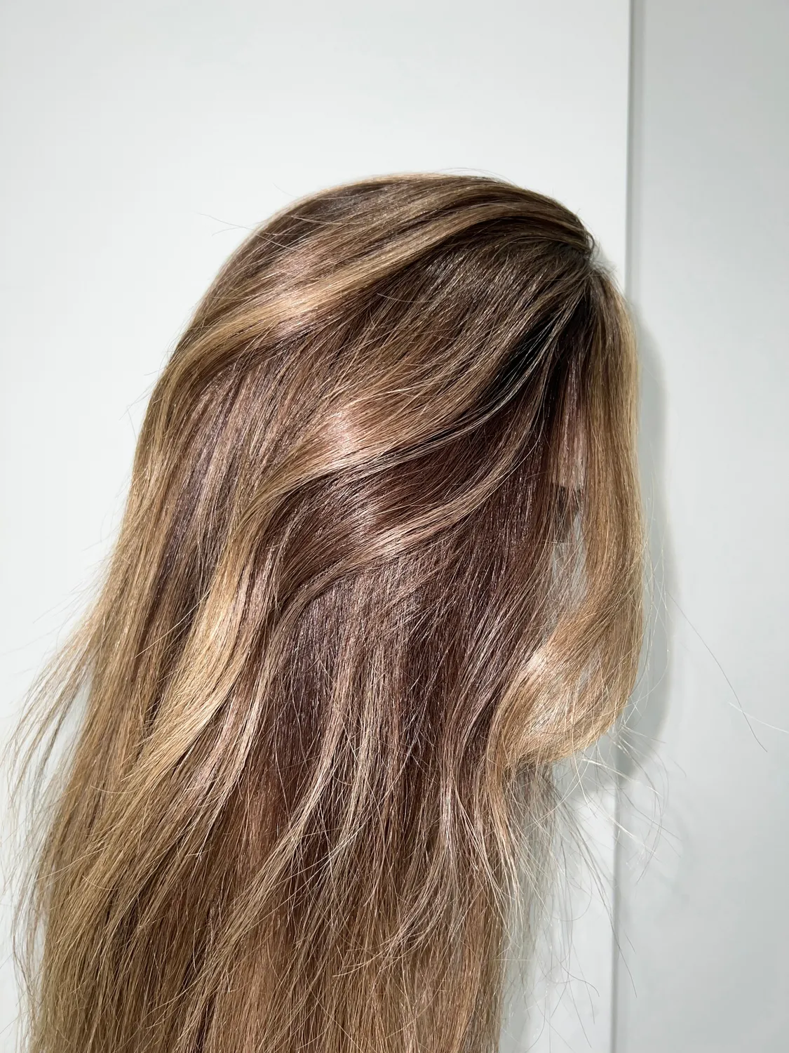 Extraliebe Atelier Idalia Echthaarperücke Sandy Bronde Balayage