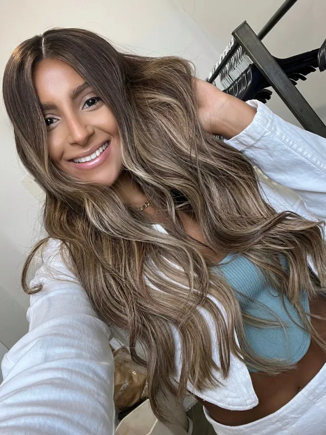 Extraliebe Atelier Candice Brown Bronde Balayage Perücke Ansatz