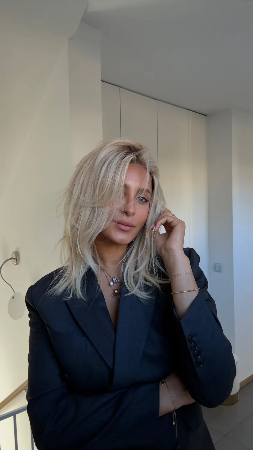 Extraliebe Atelier Samantha Layered Light Blonde Haarteil Balayage