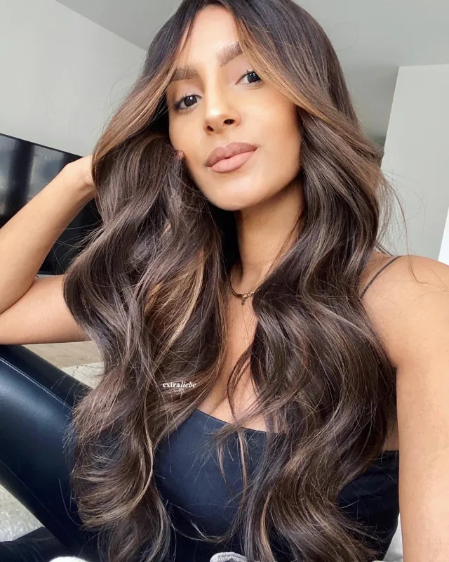Extraliebe Atelier Janisha Perücke Mokkabraun Balayage
