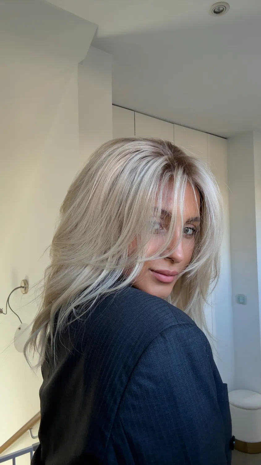 Extraliebe Atelier Samantha Layered Light Blonde Haarteil Balayage