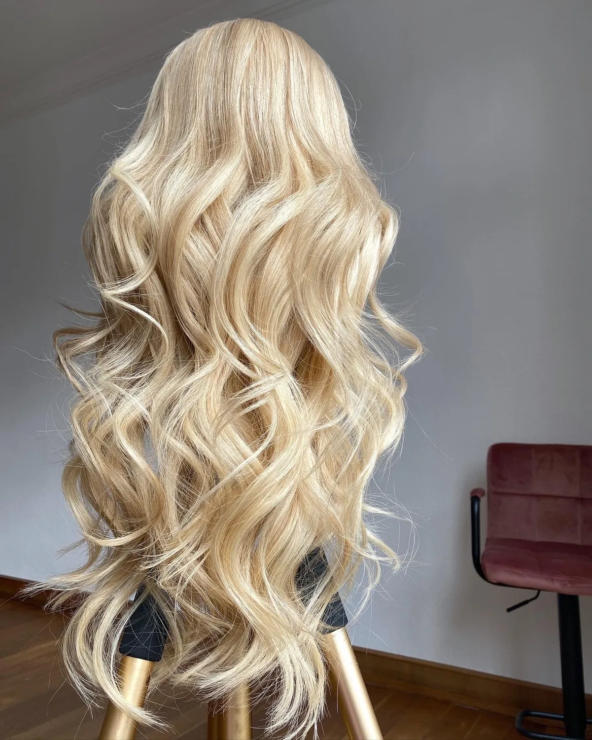 Extraliebe Amy Sandblond Atelier Fullwig