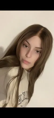 Extraliebe Atelier Hazel Nussbraun Balayage Perücke dunkelblond