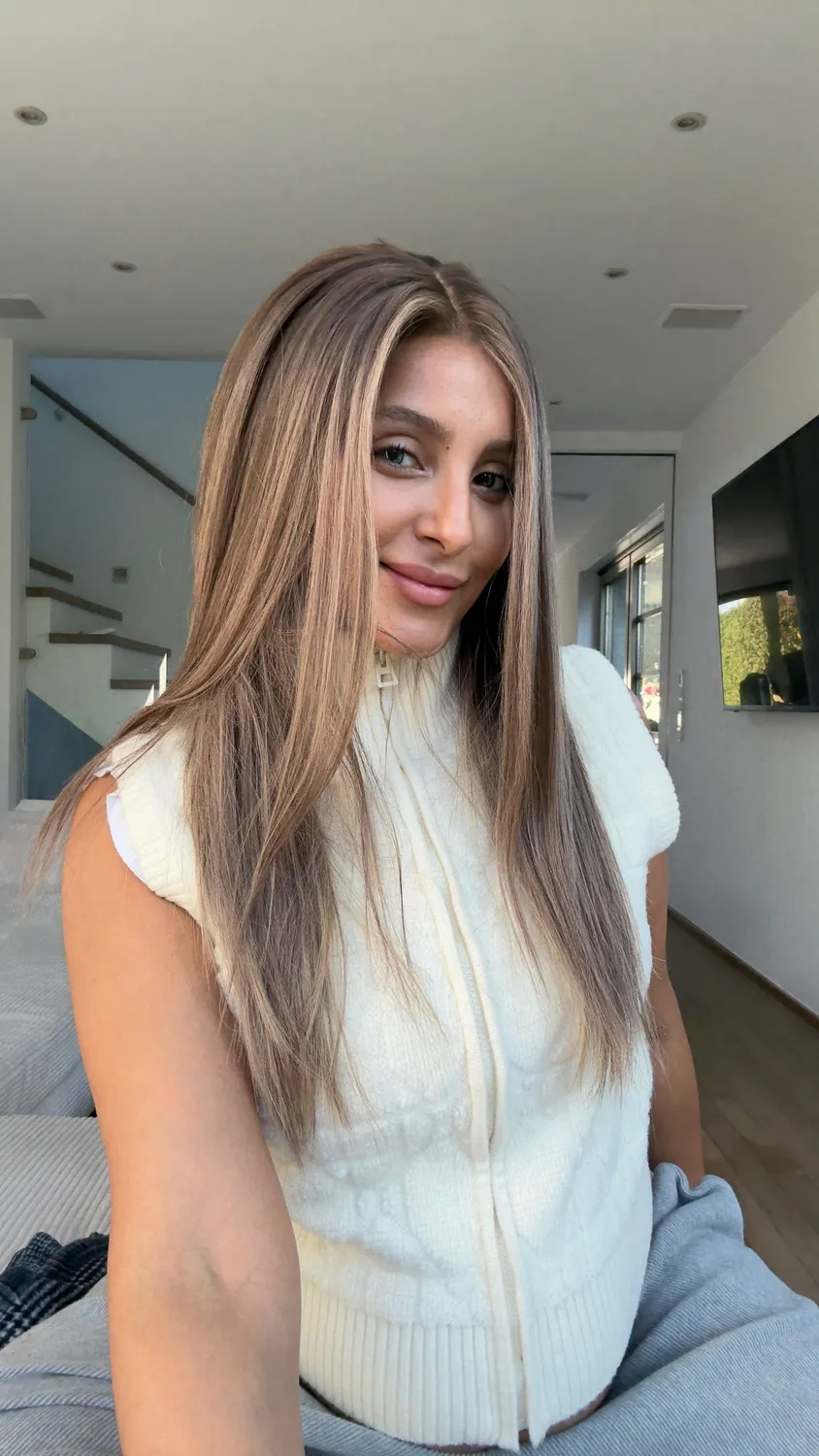 Extraliebe Atelier Leandra Dark Blonde Balayage Perücke