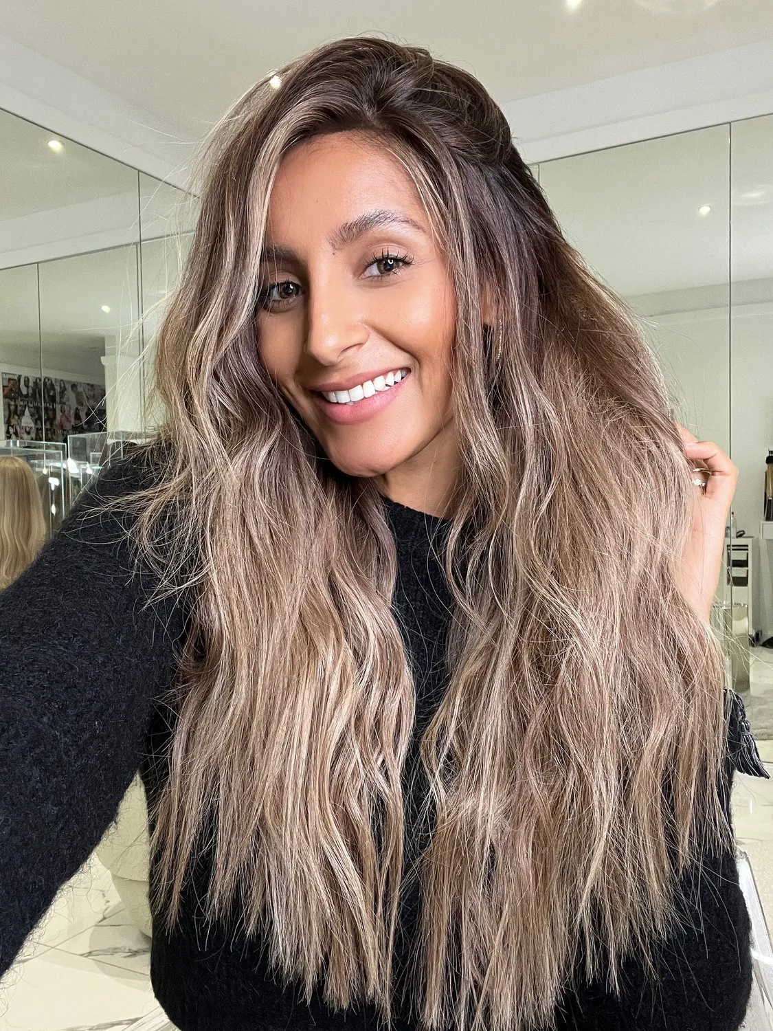 Extraliebe Atelier Idalia Echthaarperücke Sandy Bronde Balayage