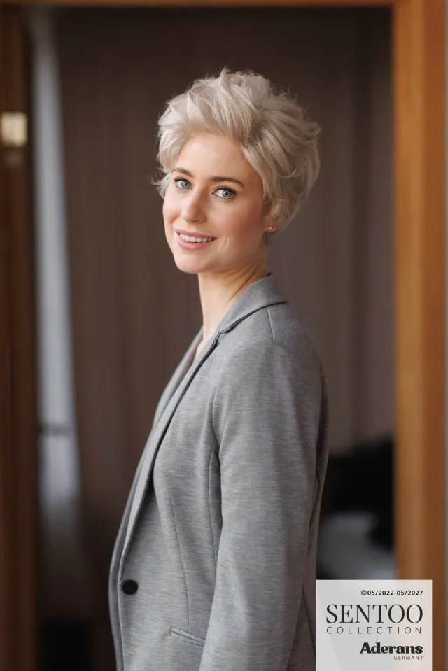 VHair Sentoo Premium Tani Perücke handgeknüpft