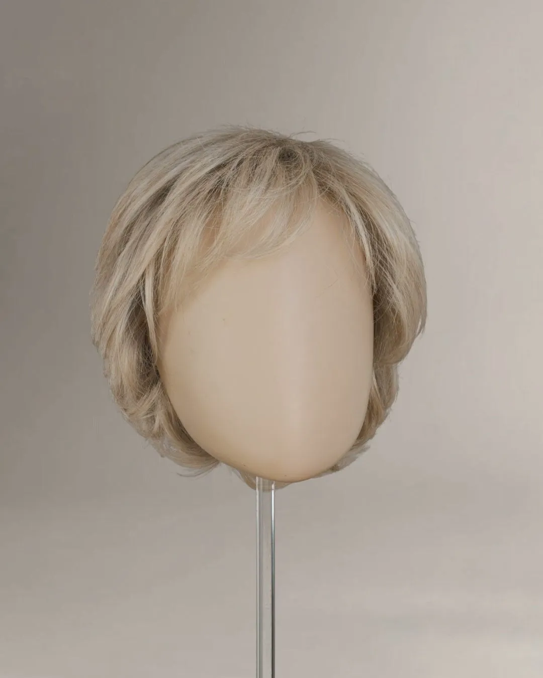 Spielmann No.4 Kunsthaarperücke hitzebeständig Silk Top