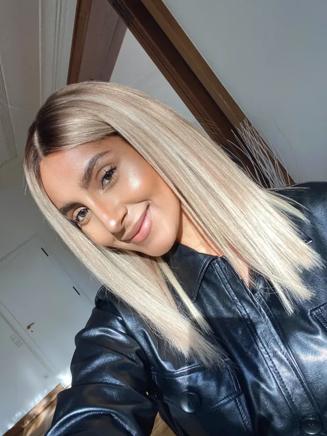Extraliebe Nikki Champagner Blond Couture Perücke Fullwig Balayage