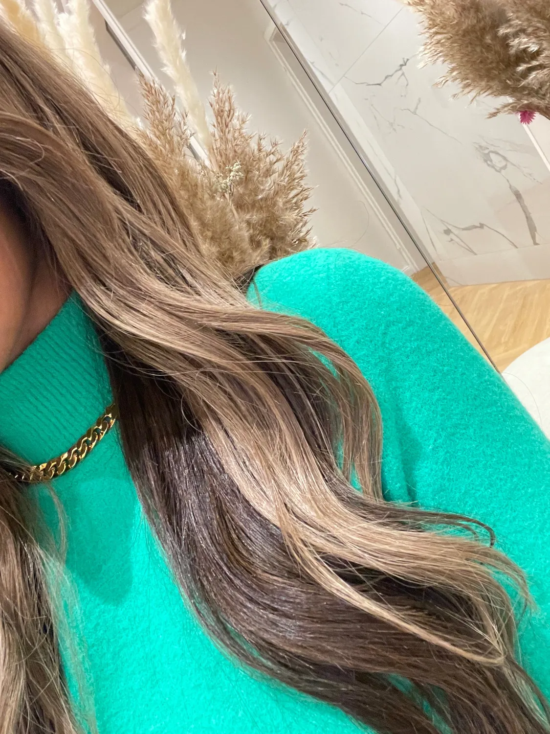 Extraliebe Atelier Jazz Mokka Bronde Balayage Perücke Pony
