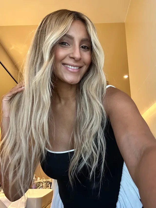 Extraliebe Atelier Tessia Brown Roots Beigeblond Perücke Blond