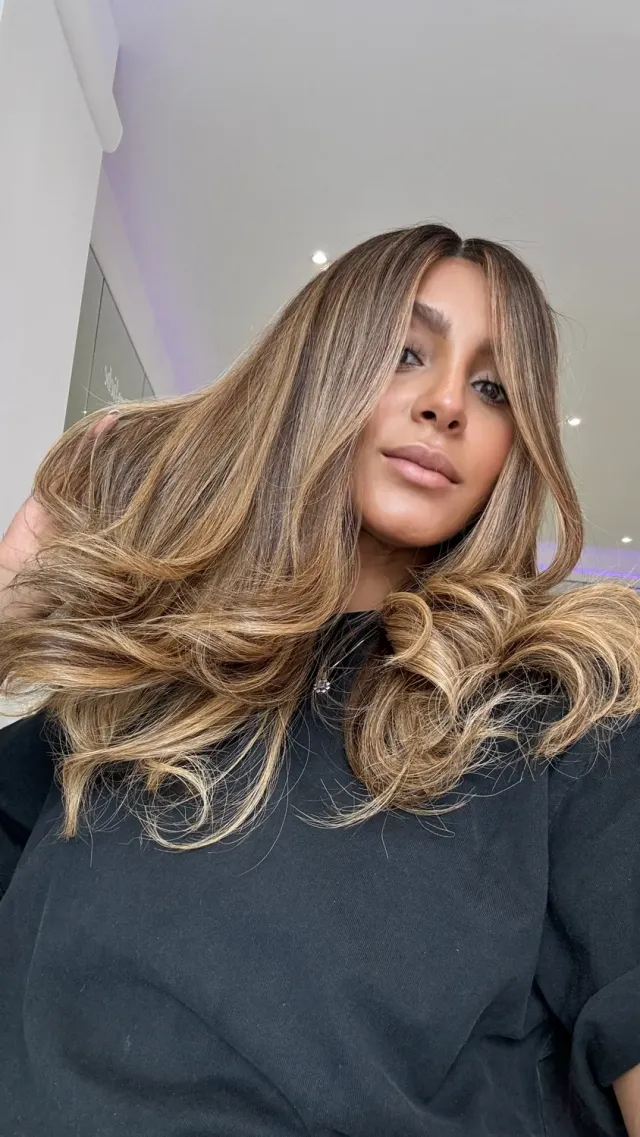 Extraliebe Atelier Anne Light Bronde Balayage Perücke Caramel