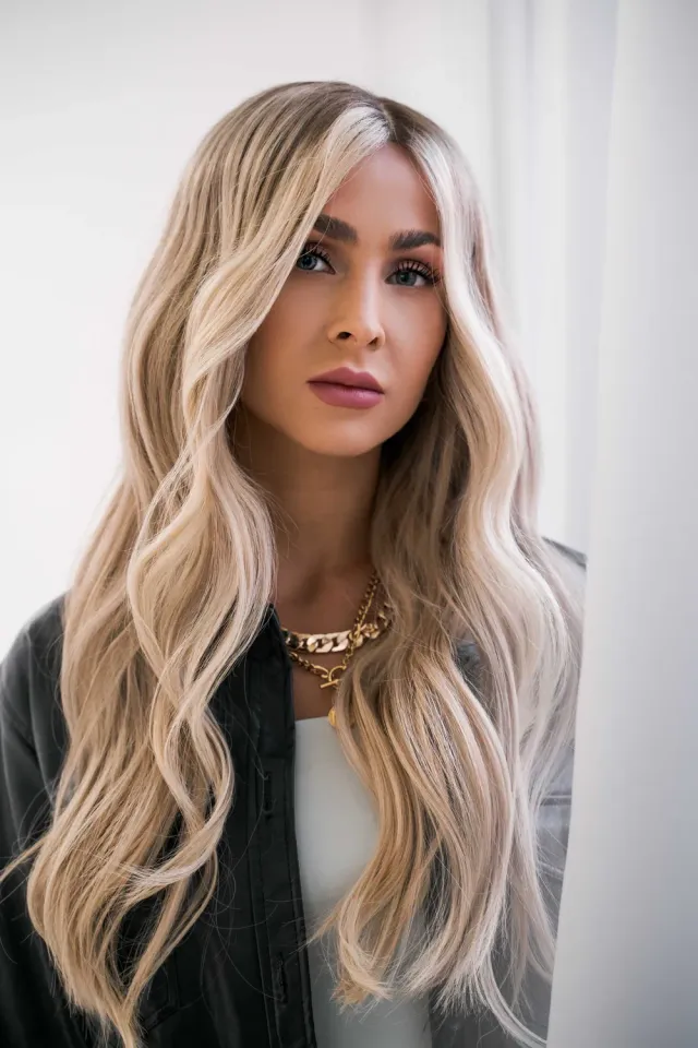 Extraliebe Atelier Pearl Aschblond Balayage Perücke