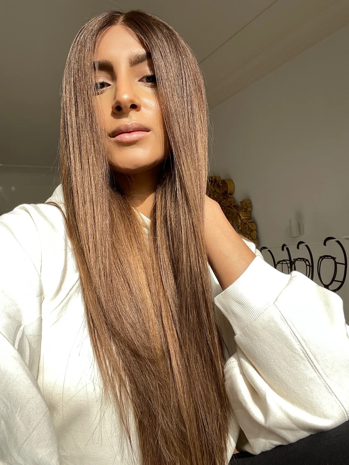Extraliebe Atelier Hazel Nussbraun Balayage Perücke dunkelblond