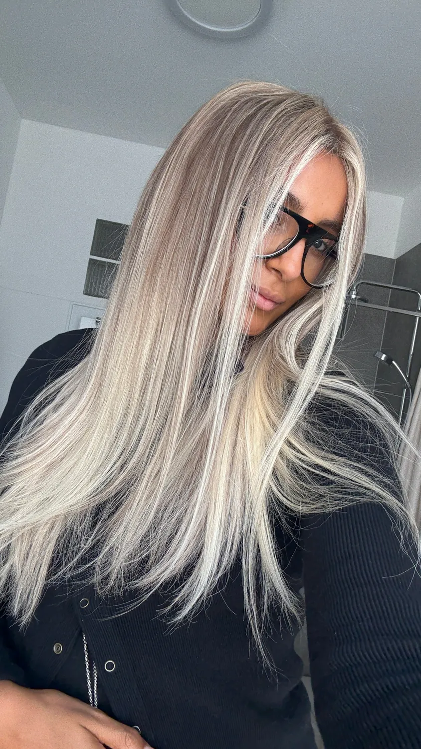 Extraliebe Atelier Sassy Lightblonde Balayage Perücke